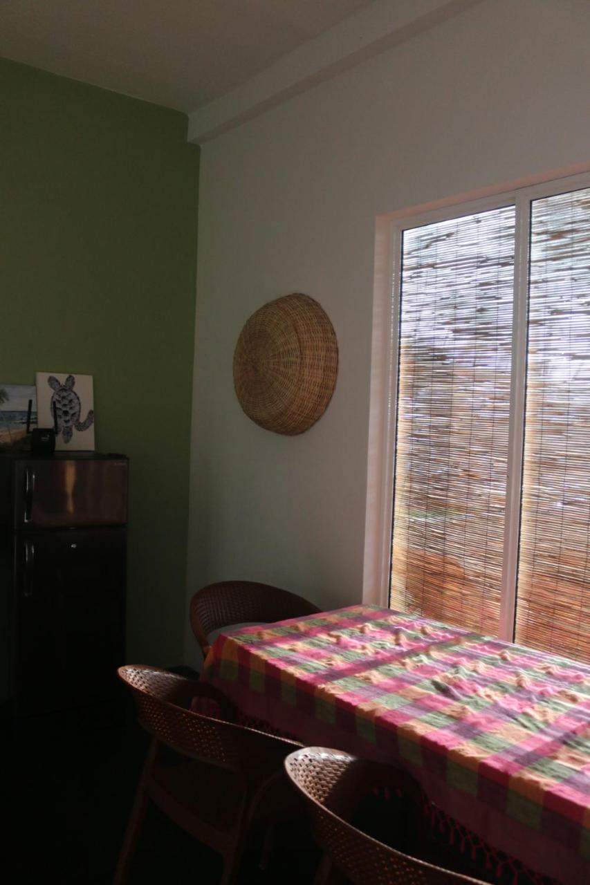 Dinuli Home Stay 亚洪加拉 外观 照片