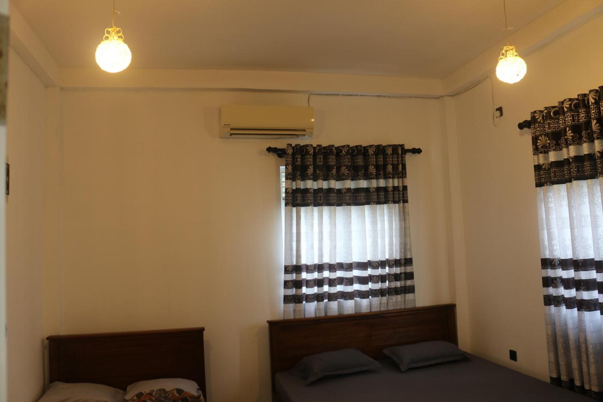 Dinuli Home Stay 亚洪加拉 外观 照片